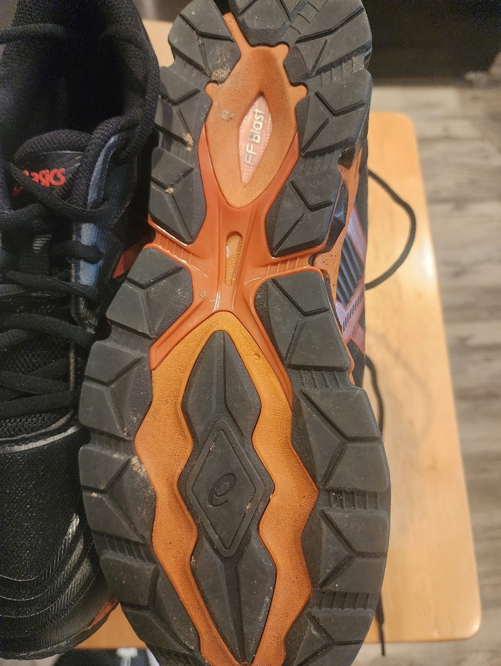 Asics Gel Quantum 180 Black and Orange Athletic Shoes - Picture 4 of 6